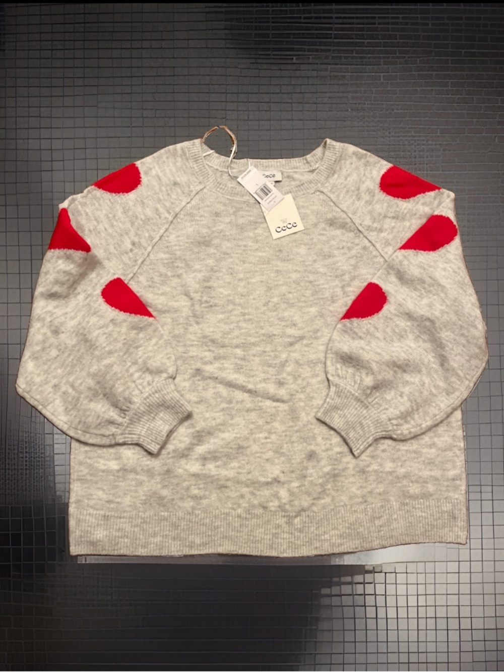 CeCe's Silver Heather Sexy Heart-Print On Raglan Sleeve Crewneck Sweater SzL NWT